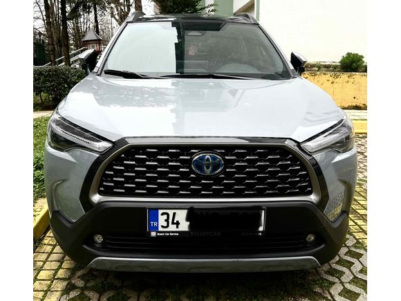 Sahibinden Toyota Corolla Cross 1.8 Hybrid Passion 2023 Model 