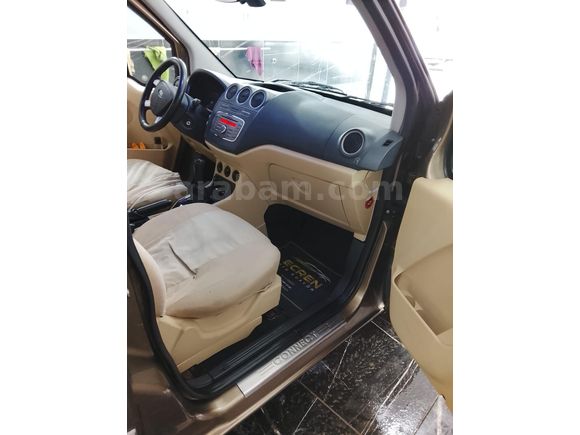 Sahibinden Ford Tourneo Connect 110PS 2011 Model