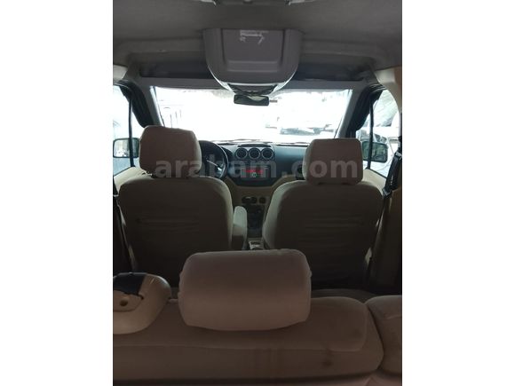 Sahibinden Ford Tourneo Connect 110PS 2011 Model