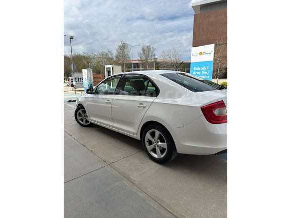 MEMURDAN 96BİNDE Skoda Rapid 1.4 TDI GreenTec Style 2016 Model 
