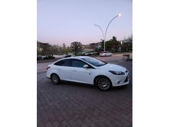 Sahibinden Ford Focus 1.6 TDCi Titanium 2014 Model  169.000 km Beyaz