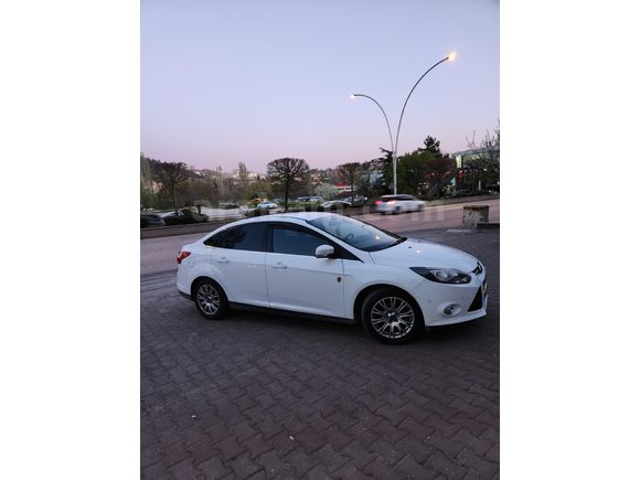 Sahibinden Ford Focus 1.6 TDCi Titanium 2014 Model  169.000 km Beyaz