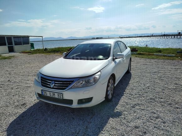 Sahibinden Renault Latitude 1.5 dCi Executive 2012 Model
