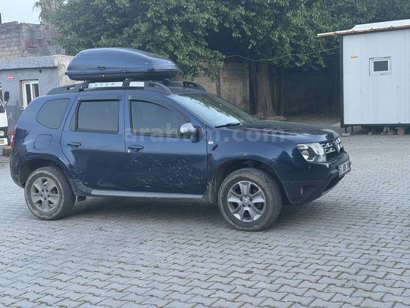 Sahibinden Dacia Duster 1.5 dCi Laureate 2017 Model  240.000 km Lacivert