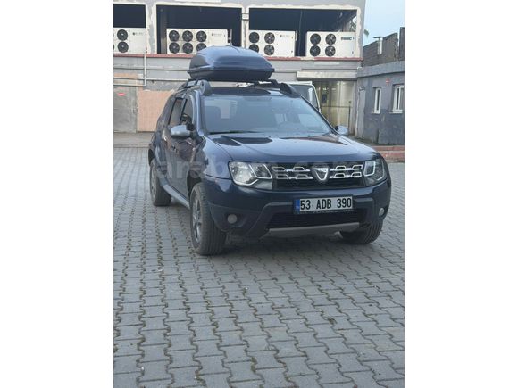 Sahibinden Dacia Duster 1.5 dCi Laureate 2017 Model  240.000 km Lacivert
