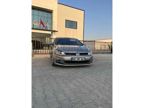 Otomatik Volkswagen Golf 1.6 TDi BlueMotion Highline 