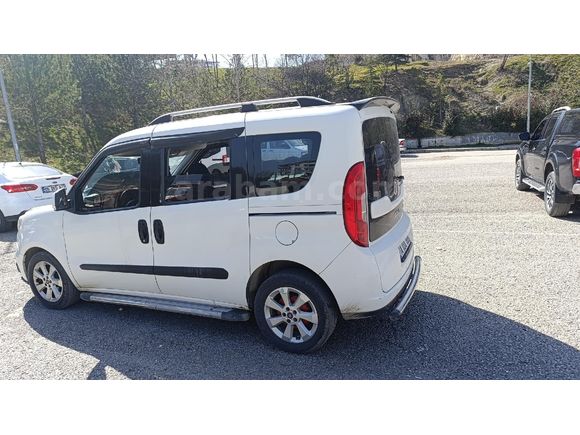 Sahibinden Fiat Doblo Combi 1.3 Multijet Safeline 2015 Model  341.000 km Beyaz