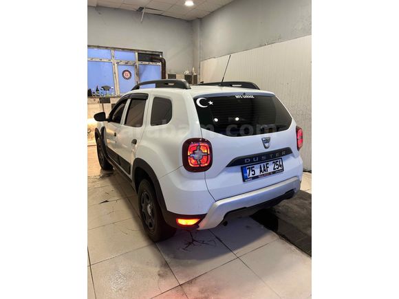 Sahibinden Dacia Duster 1.5 BlueDCI Comfort 2021 Model  202.000 km Beyaz