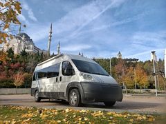 ev konforunda,tertemiz, zırh kaplama Motokaravan