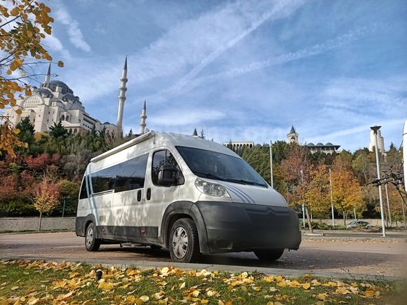 ev konforunda,tertemiz, zırh kaplama Motokaravan