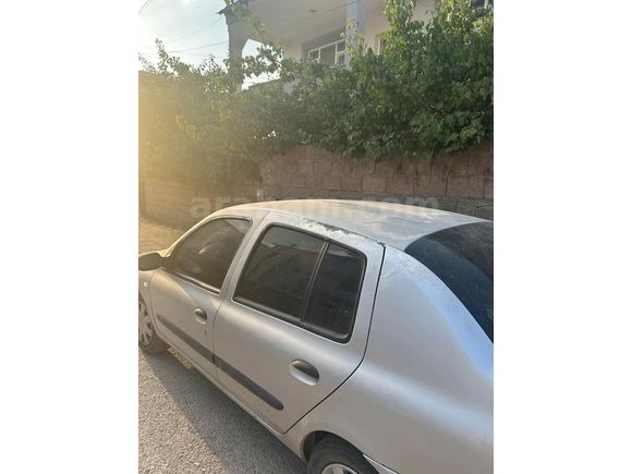 Sahibinden Renault Clio 1.4 Authentique 2006 Model 