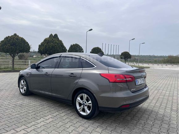 Sahibinden Ford Focus 1.6 Ti-VCT Trend X 2015 Model 