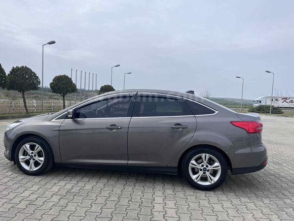 Sahibinden Ford Focus 1.6 Ti-VCT Trend X 2015 Model 