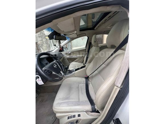 Sahibinden MANUEL Volvo S60 1.6 D Advance 2012 Model 