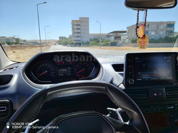 Sahibinden Peugeot Rifter 1.5 BlueHDI ALLURE  2021 Model