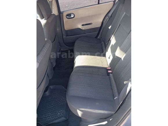 Sahibinden Renault Megane 1.6 Expression 2010 Model  205.000 km Gri
