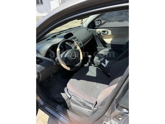 Sahibinden Renault Megane 1.6 Expression 2010 Model  205.000 km Gri