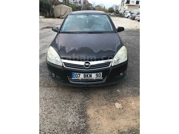 Modelinin yakışıklısı Alman Mühendisliği Opel Astra  2008  6 ileri 