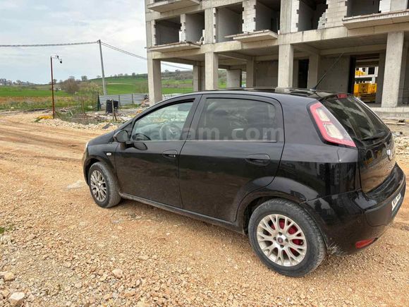 Sahibinden Fiat Punto EVO 1.4 Dynamic 2011 Model 