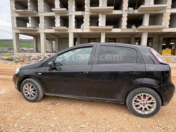Sahibinden Fiat Punto EVO 1.4 Dynamic 2011 Model 