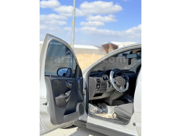 Sahibinden Opel Corsa 1.3 CDTI Silverline 2006 Model 