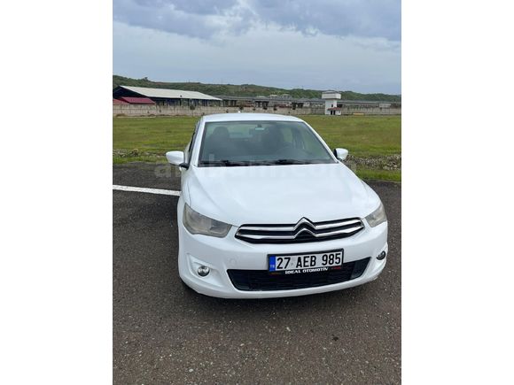 Sahibinden Citroen C-Elysée 1.6 HDi Confort 2013 Model  233.000 km Beyaz