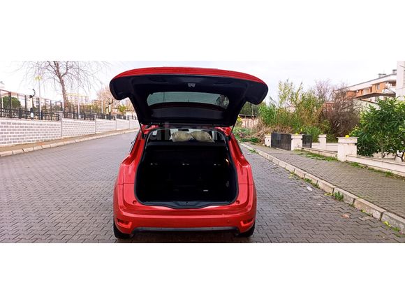 Sahibinden Citroen C4 Picasso 1.6 e-HDi Intensive 2014 Model Aydın 145.000 km Kırmızı
