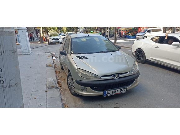 Sahibinden Peugeot 206 1.4 Comfort 2010 Model