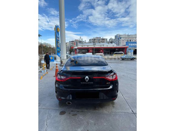 Sahibinden Hatasız Renault Megane 4 1.5 dCi Icon 2016 Model 