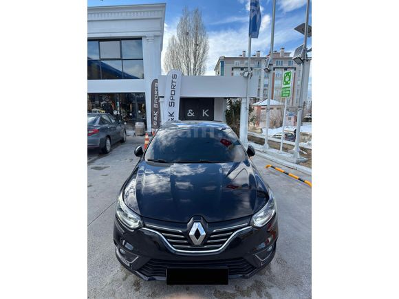 Sahibinden Hatasız Renault Megane 4 1.5 dCi Icon 2016 Model 