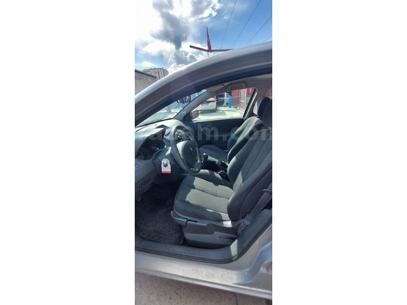 Sahibinden Renault Megane 1.6 Authentique 2004 Model