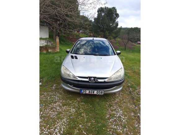 Sahibinden Peugeot 206 1.4 HDi X-line 2005 Model  Gri (Gümüş)