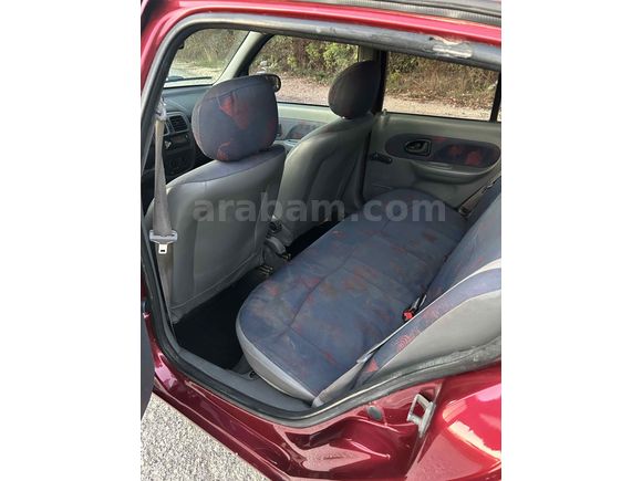 Sahibinden Renault Clio 1.4 RNA 2001 Model 