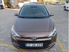 Sahibinden Hyundai i20 1.2 MPI Style 2014 Model 