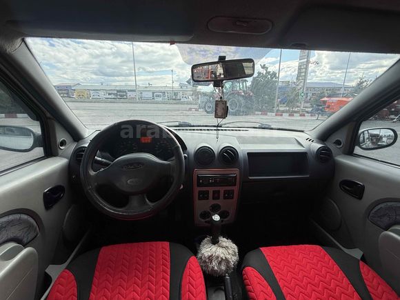 Galeriden Dacia Logan 1.4 Ambiance 2005 Model Kars