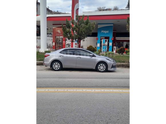 SAHİBİNDEN HATASIZ BOYASIZ 2018 COROLLA