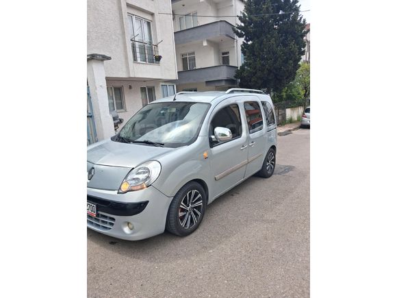 Sahibinden Renault Kangoo Multix 1.5 dCi Authentique 2013 Model