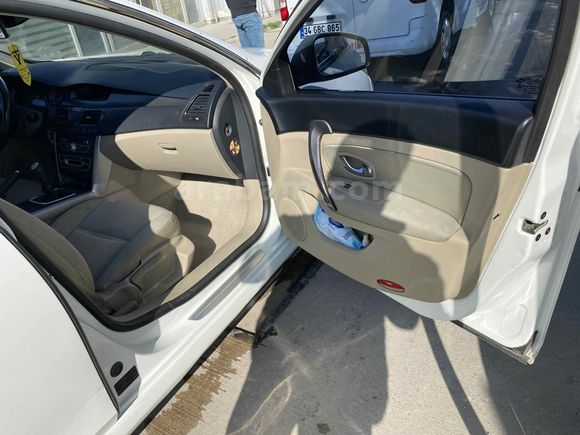 Sahibinden Renault Latitude 1.5 dCi Privilege 2011 Model İstanbul