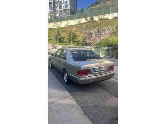 Sahibinden Mercedes - Benz E 220 D Elegance 1996 Model İstanbul
