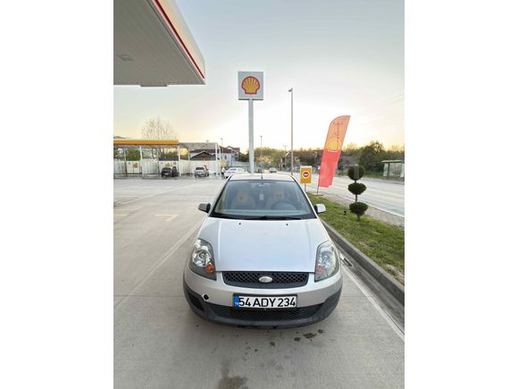 Ford Fiesta 1.4 Comfort Manuel 2006 Makyajlı Kasa Benzinli