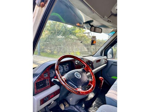 Volkswagen LT 35 TDI 2004 Model temiz kullanılmış.