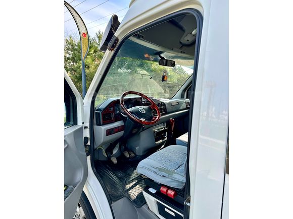 Volkswagen LT 35 TDI 2004 Model temiz kullanılmış.