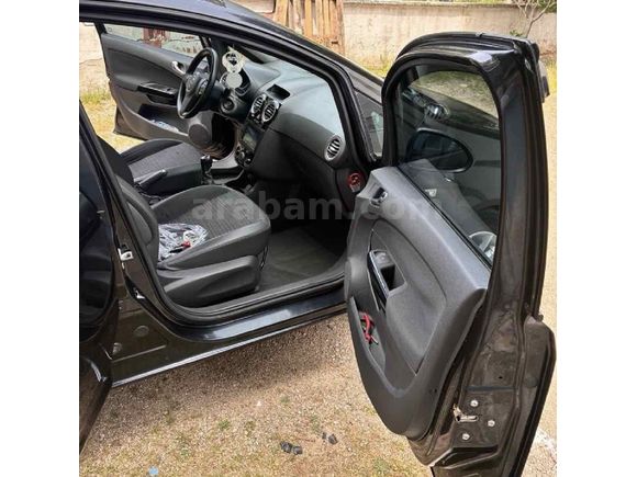 Sahibinden Opel Corsa 1.4 Twinport Active 2014 Model 