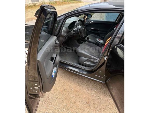 Sahibinden Opel Corsa 1.4 Twinport Active 2014 Model 