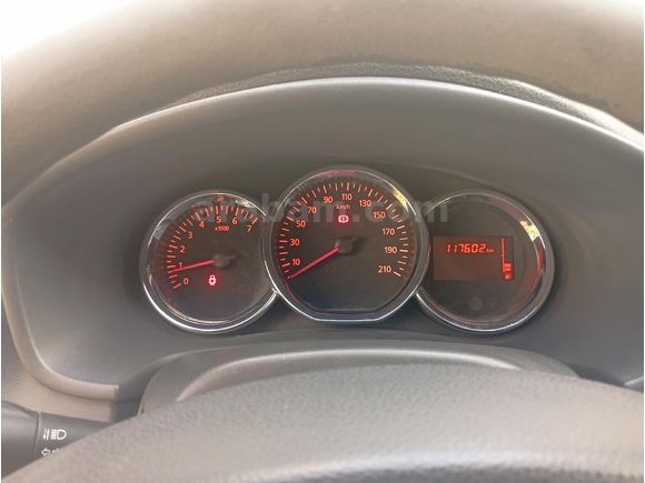Sahibinden Dacia Sandero 1.5 dCi Stepway 2015 Model Adana