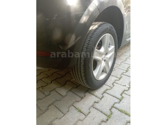 Sahibinden Dacia Sandero 1.5 dCi Stepway 2015 Model Adana