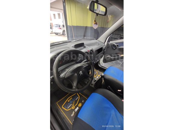 Sahibinden Acill satılık Peugeot Partner 1.9 D 2004 Model çift sürgü  arka tek kapı