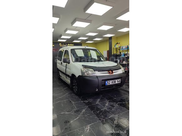 Sahibinden Acill satılık Peugeot Partner 1.9 D 2004 Model çift sürgü  arka tek kapı