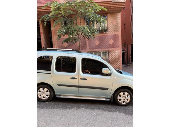 Sahibinden Renault Kangoo Multix 1.5 dCi Expression Chromeline 2010 Model  152.000 km Mavi
