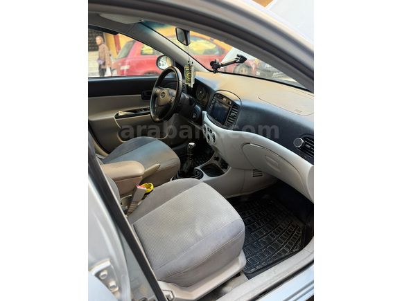 Sahibinden Hyundai Accent Era 1.5 CRDi-VGT Select 2006 Model